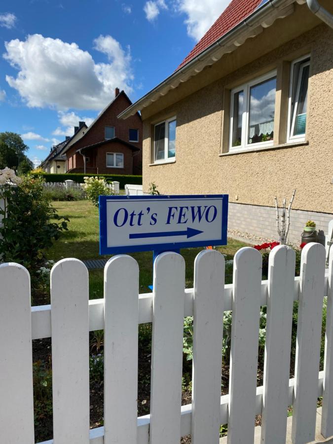 Ott'S Fewo Gnevsdorf Buitenkant foto